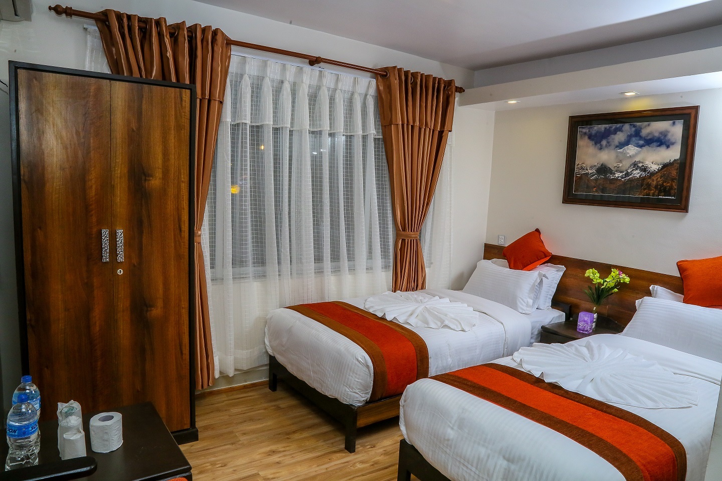 Deluxe Twin Room <br>